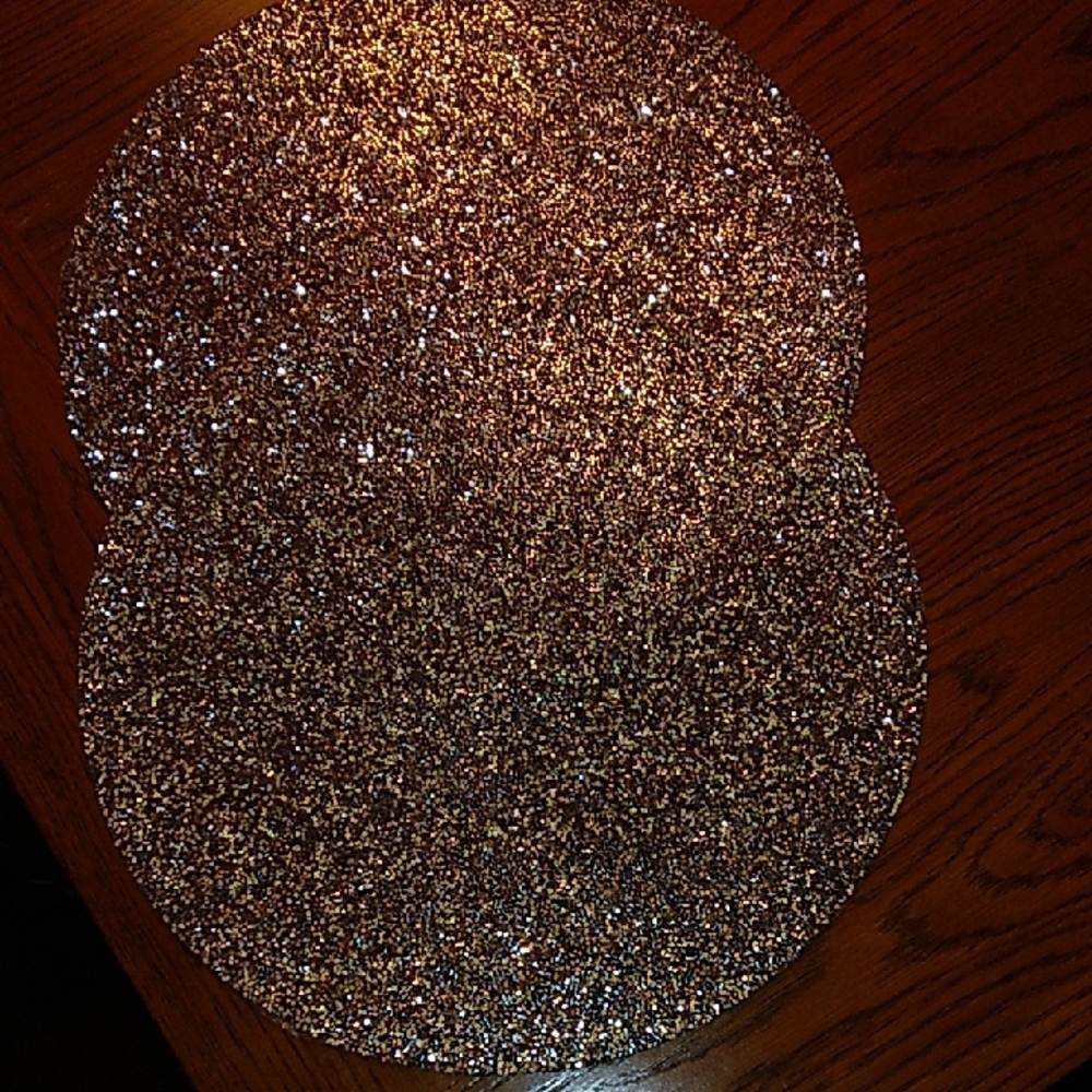 Set Of Two Sparkle Home Glitter Look Chargers/Placemats
